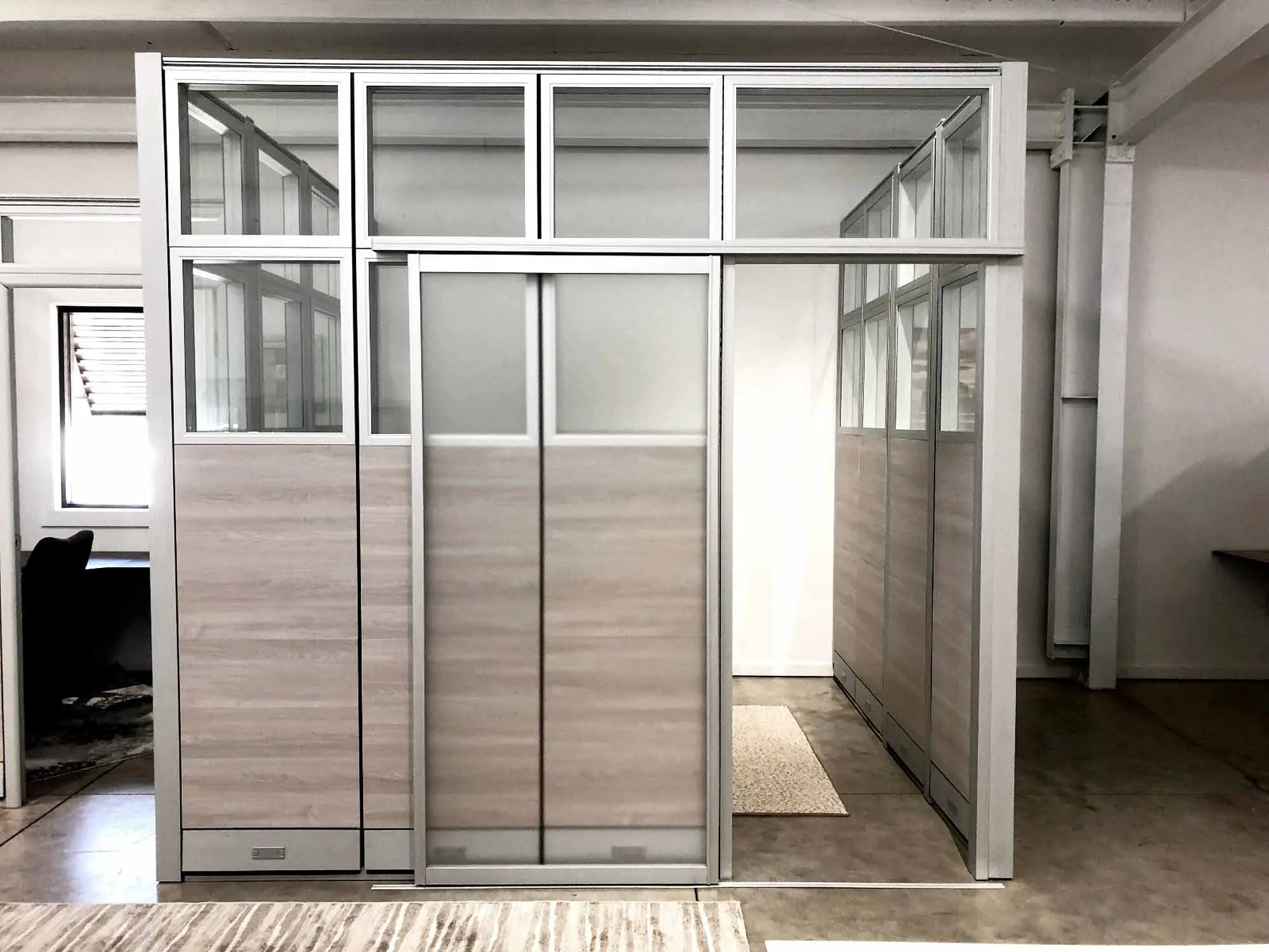 processed_9_ft._high_cubicle_with_slididng_door