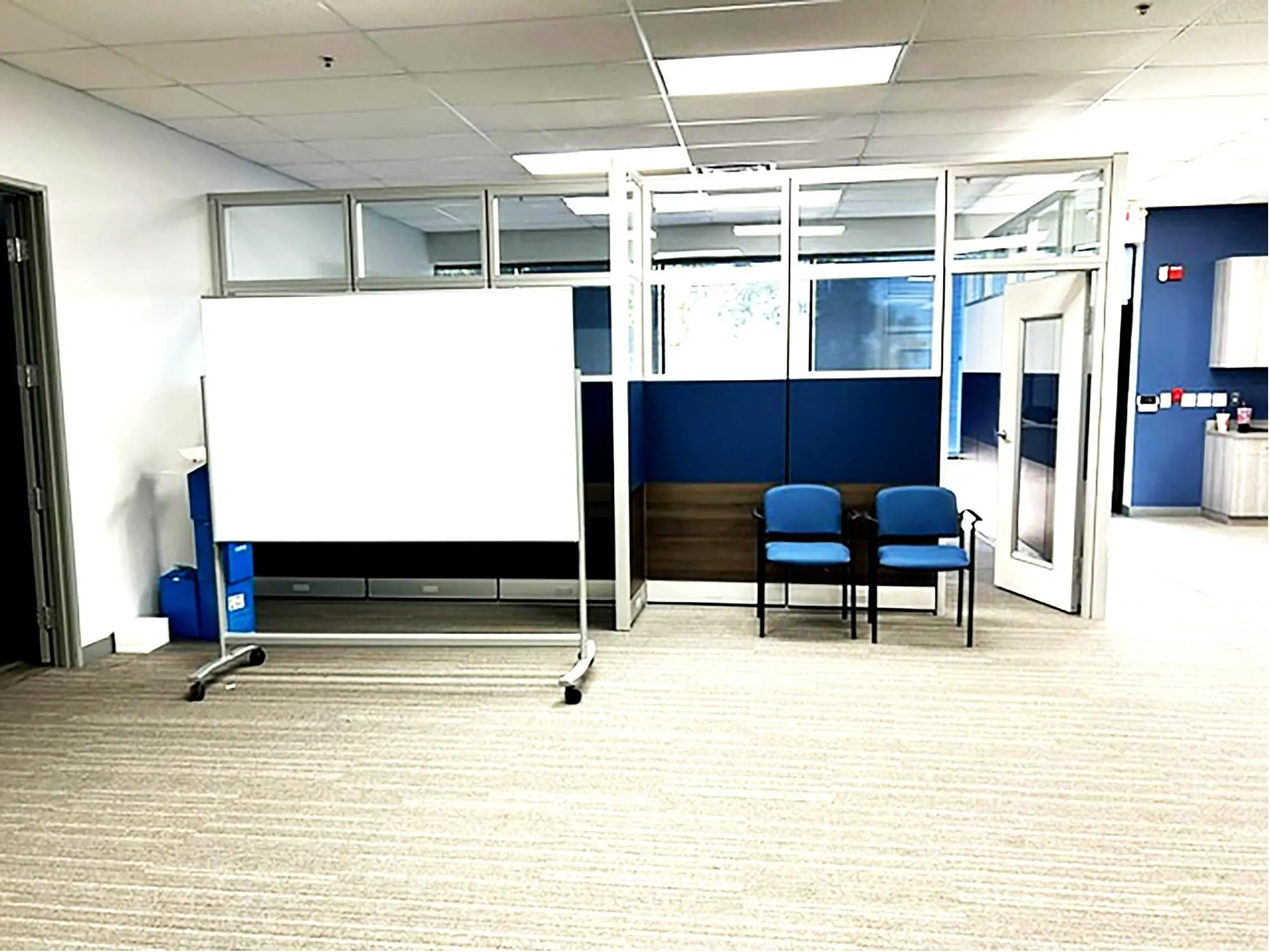processed_Sapphire-Modular-Offices-with-Marker-Board-1